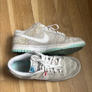 Insane pair of Nike sneakers